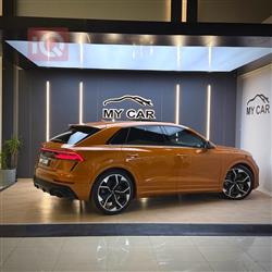 Audi RSQ8